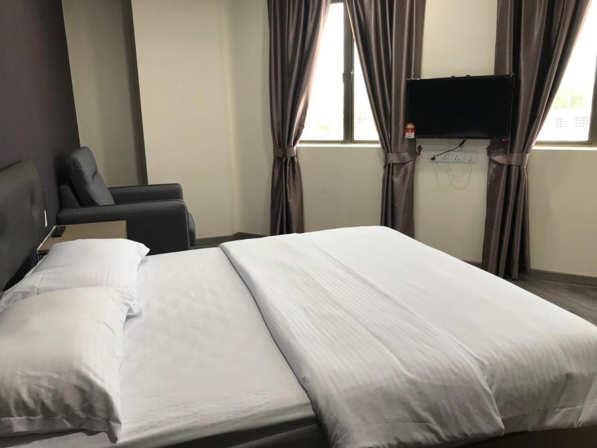 Oyo 90506 Z Stay Inn Hotel Simpang Renggam Exteriér fotografie