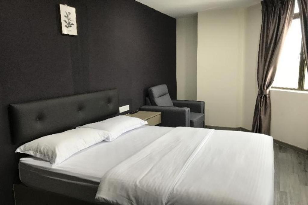 Oyo 90506 Z Stay Inn Hotel Simpang Renggam Exteriér fotografie